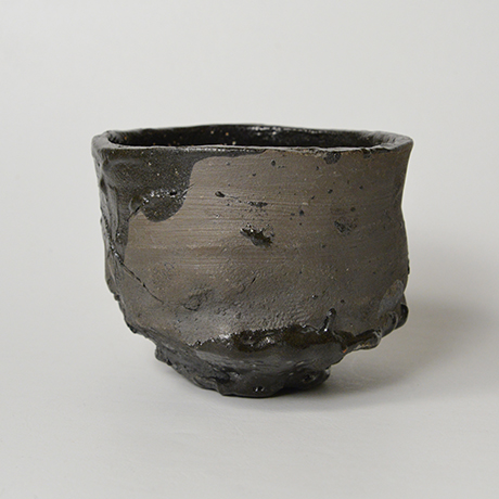 「33.　鯉江良二　引出し黒茶盌 / KOIE Ryoji　Chawan, Black」の写真　その2