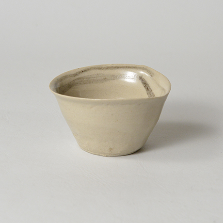 「No.81　 呉須筋文酒盃／Sake cup, line design with cobalt blue」の写真　その3