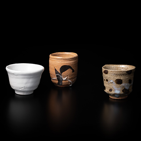 「39. 白磁盃　慶洲土 / Sake cup, White porcelain」の写真　その2