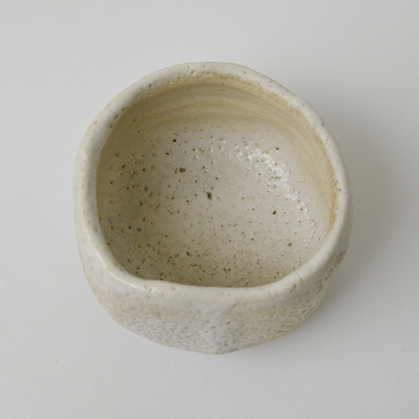 「No.1　白銀志野茶盌 / Tea bowl, Shirogane-shino」の写真　その5