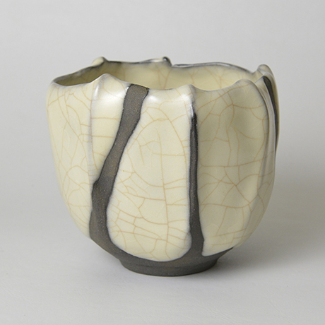 「No.1　象牙瓷茶盌 / Tea bowl, Ivory-colored glaze」の写真　その3